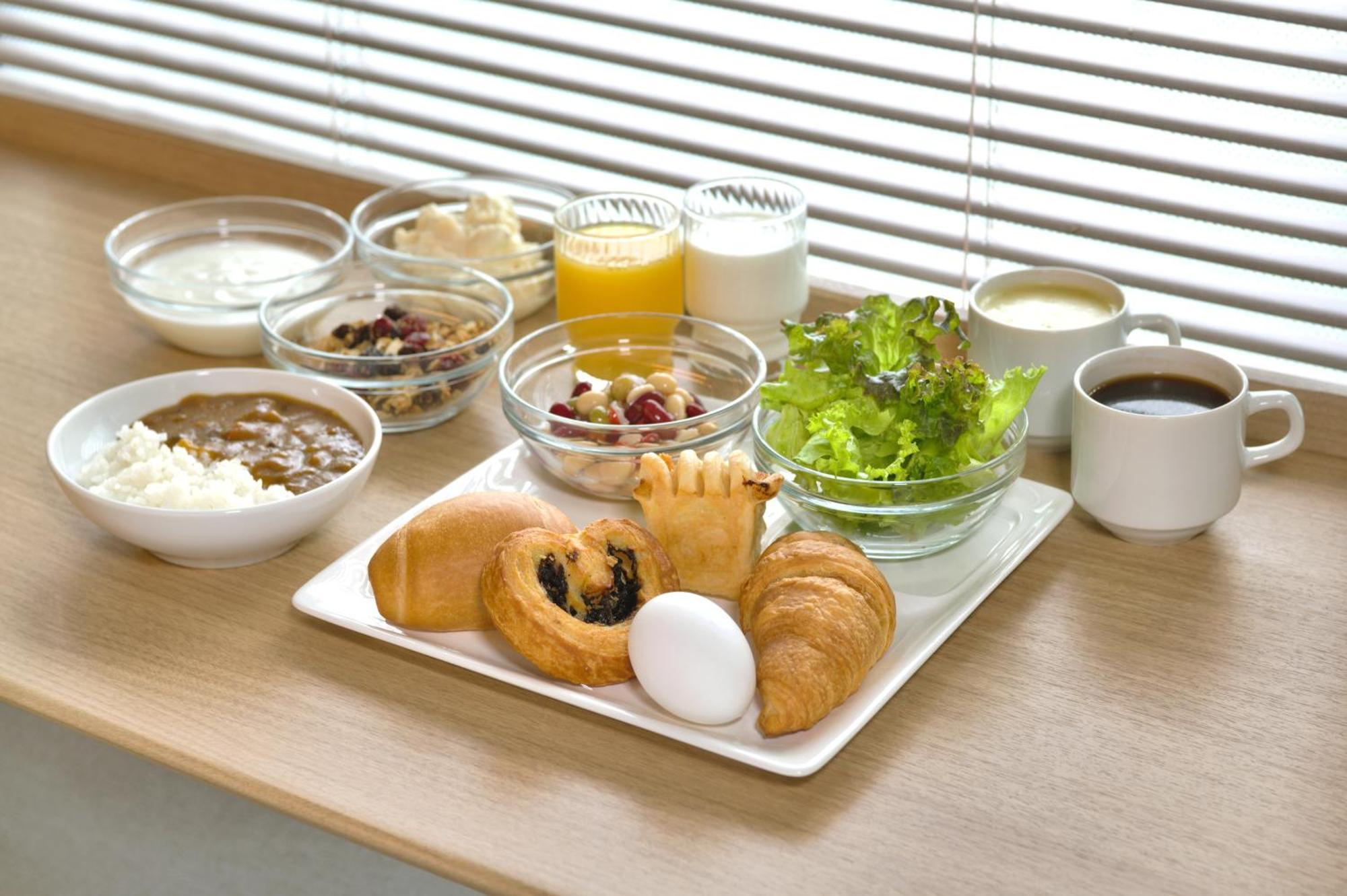 Washington R&B Hotel Kumagaya Ekimae Buitenkant foto